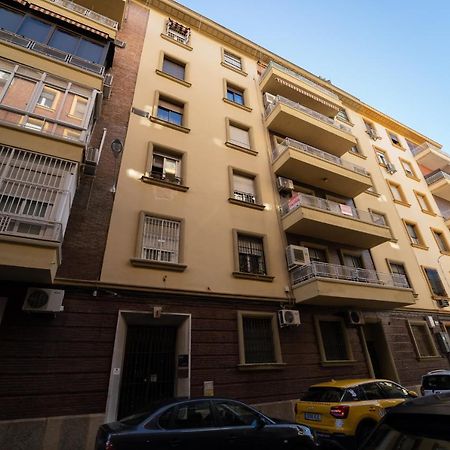 Larra Nervion Subway Tranvia Leilighet Sevilla Eksteriør bilde